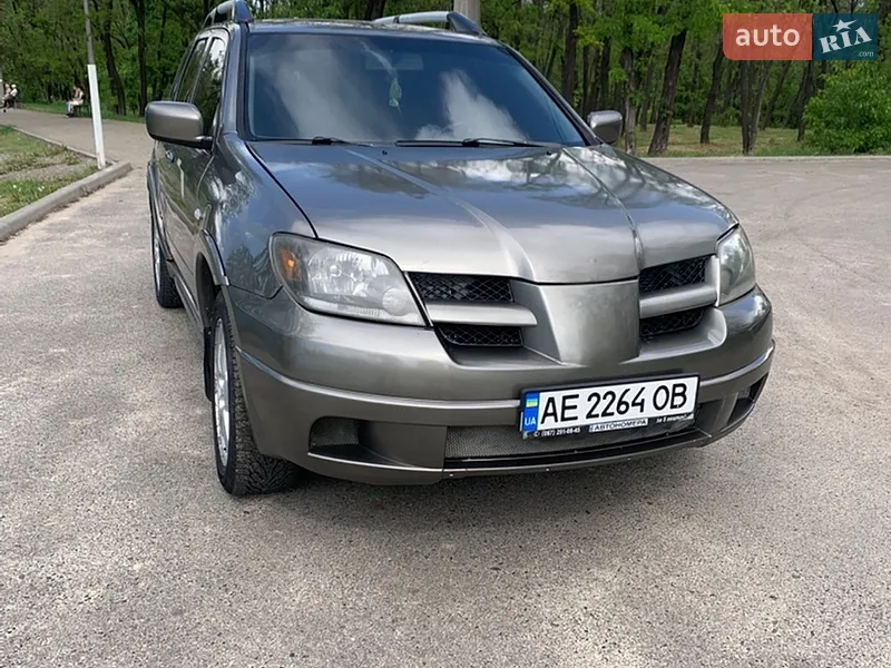 Mitsubishi Outlander 2005