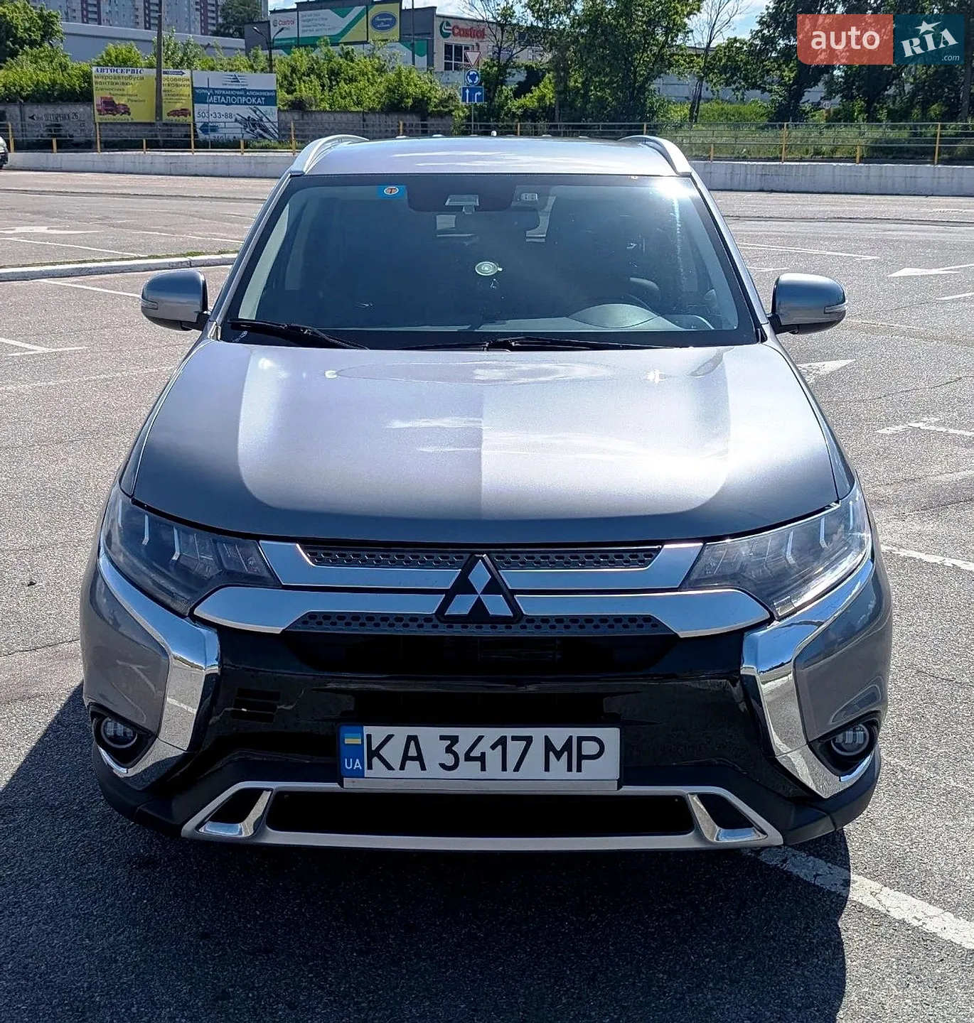 2020 Mitsubishi Outlander - мініатюра 2