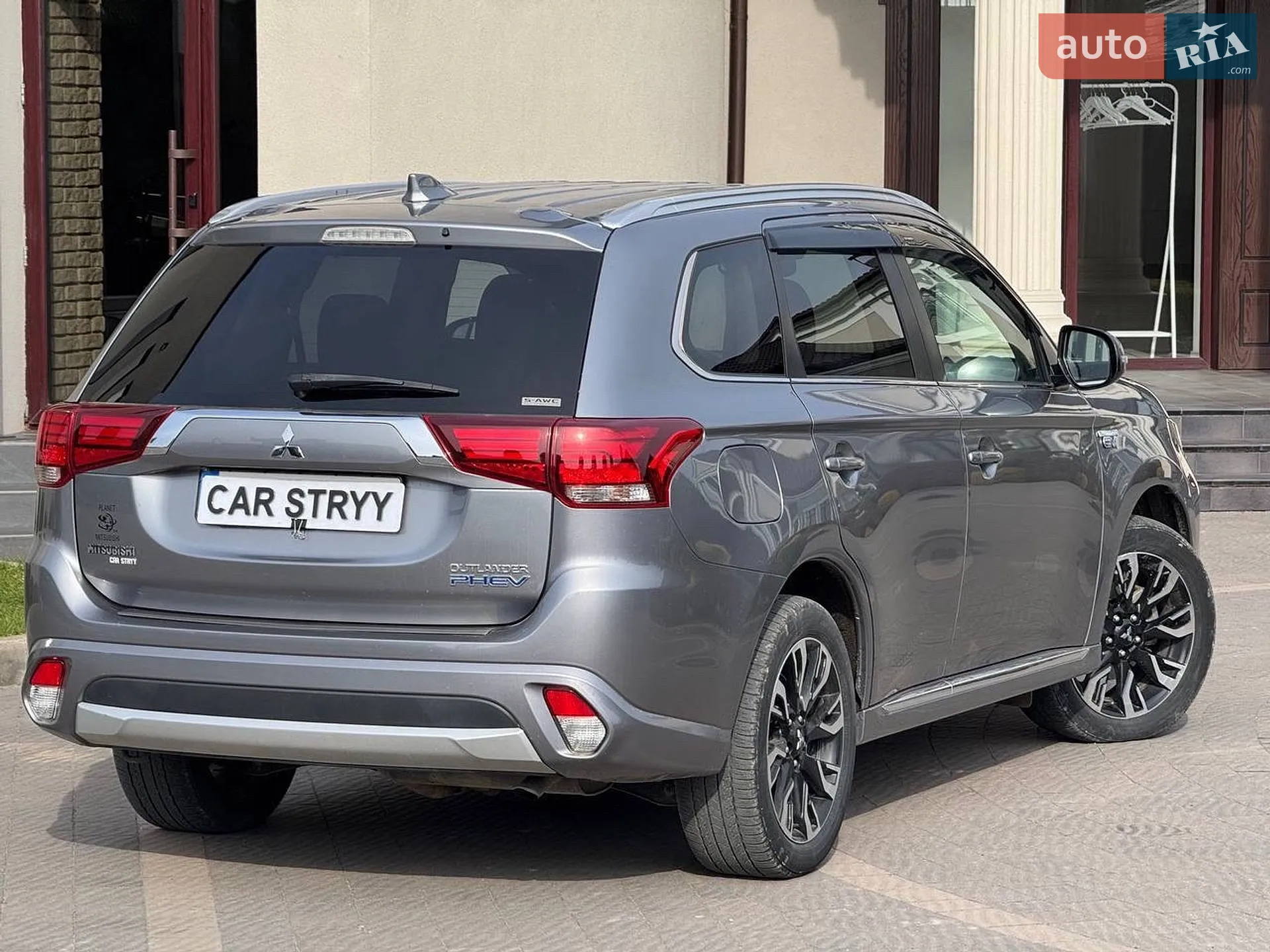 2018 Mitsubishi Outlander - мініатюра 15