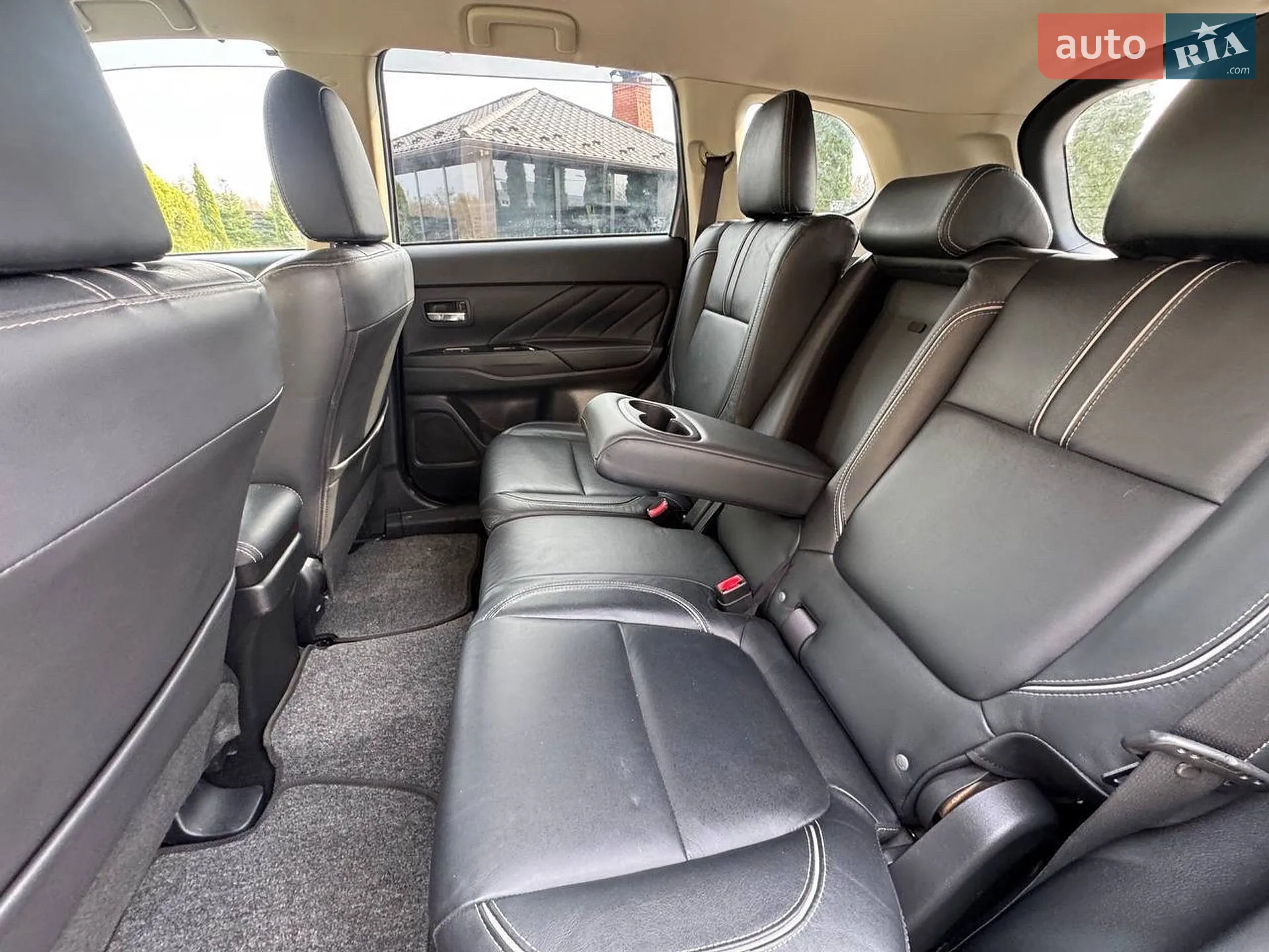2018 Mitsubishi Outlander - мініатюра 29