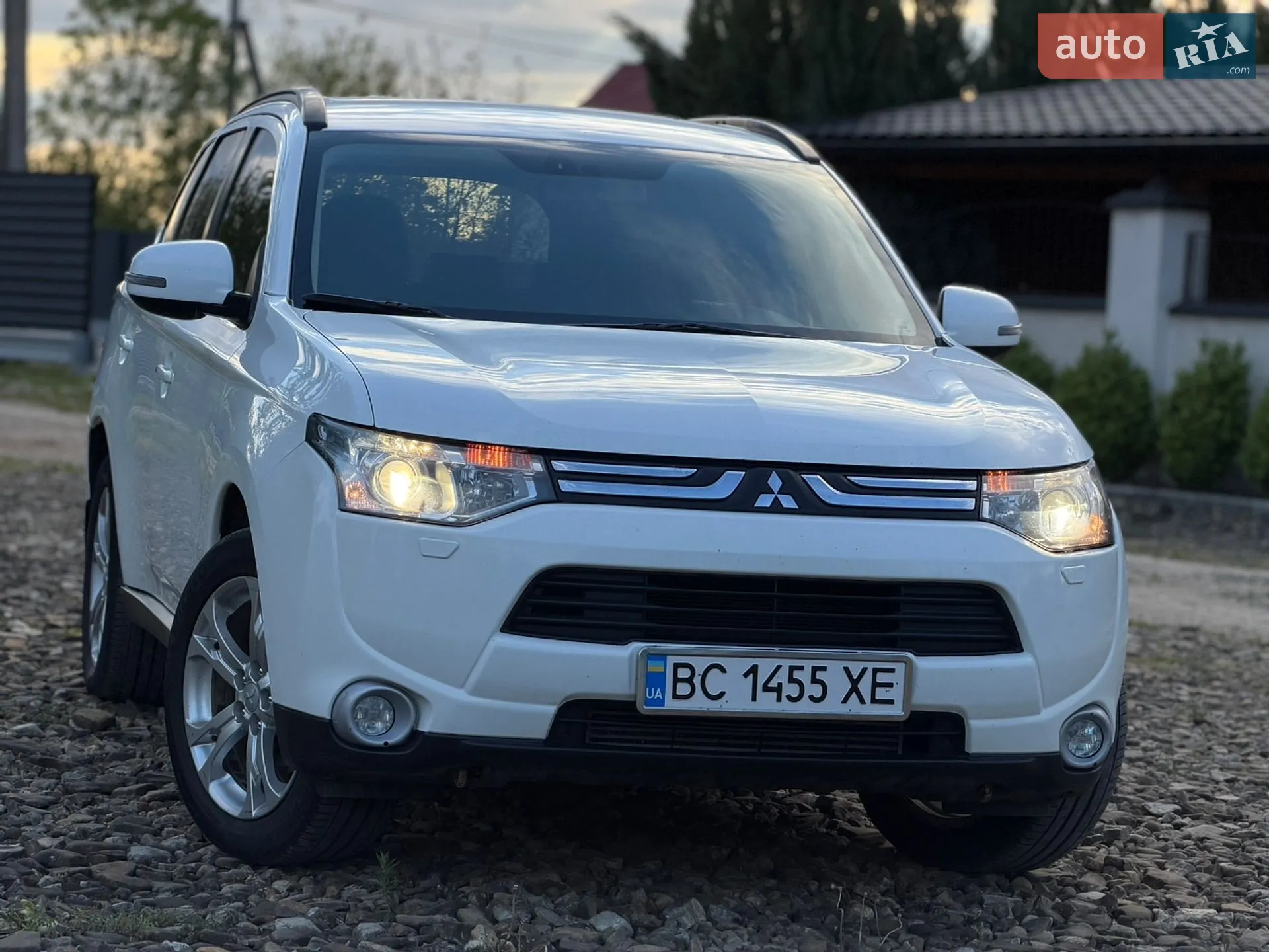 2013 Mitsubishi Outlander - мініатюра 19