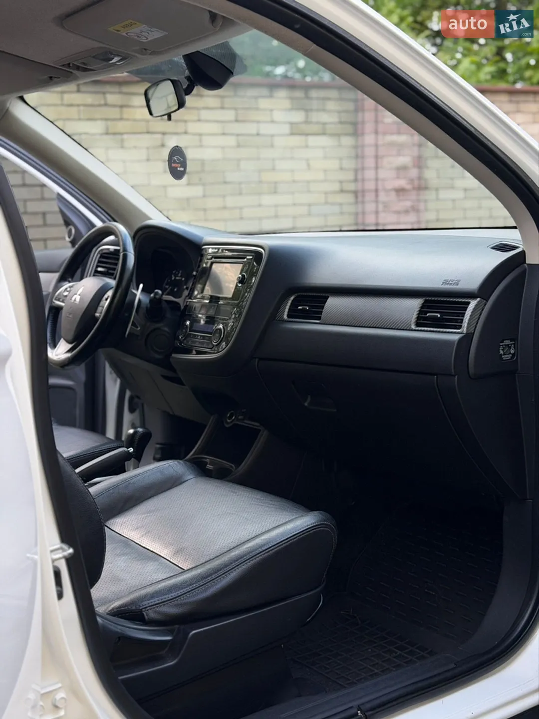 2013 Mitsubishi Outlander - мініатюра 30
