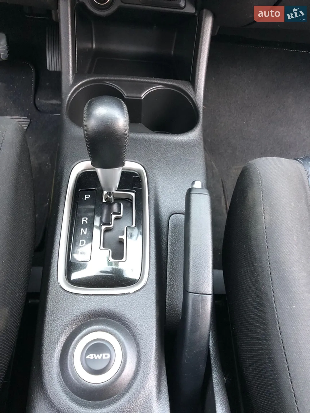 2013 Mitsubishi Outlander - мініатюра 32