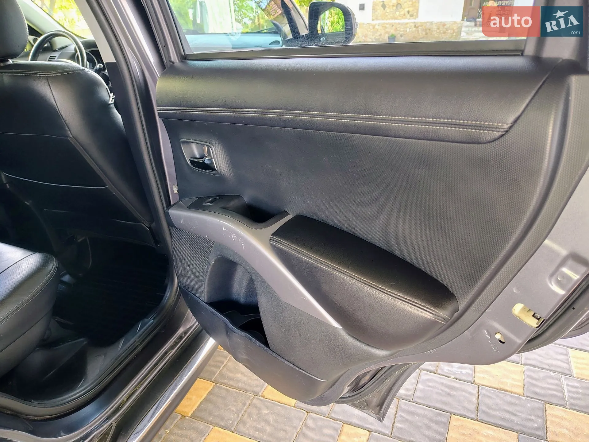 2010 Mitsubishi Outlander - мініатюра 75