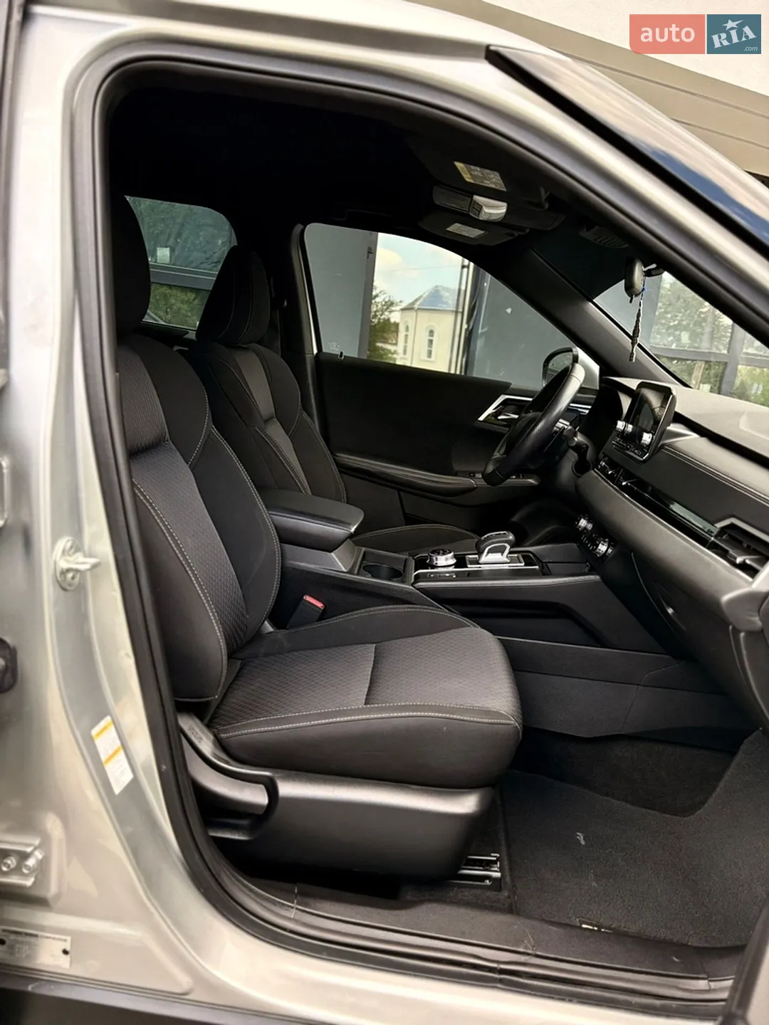 2022 Mitsubishi Outlander - мініатюра 35
