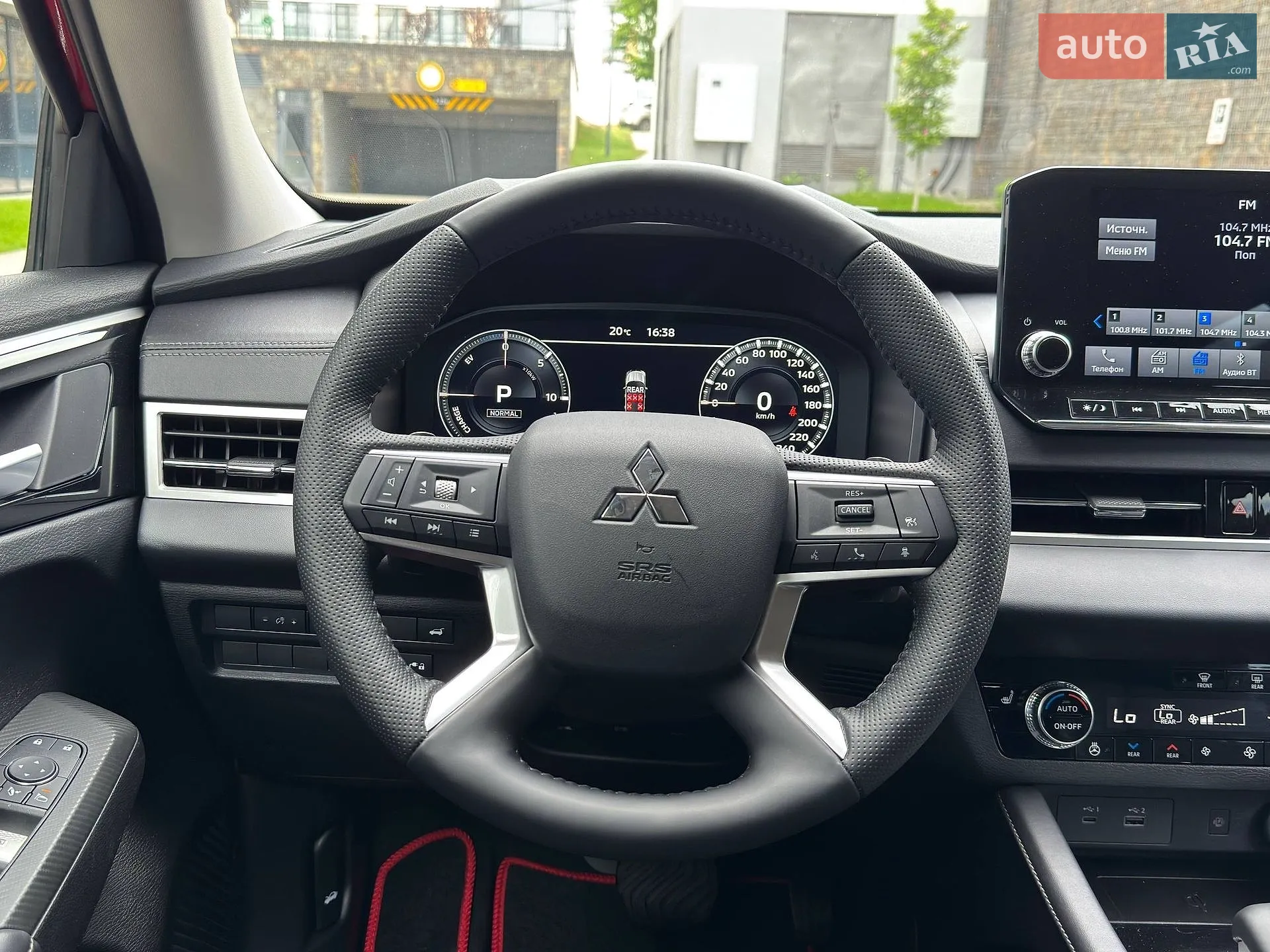 2024 Mitsubishi Outlander - мініатюра 31