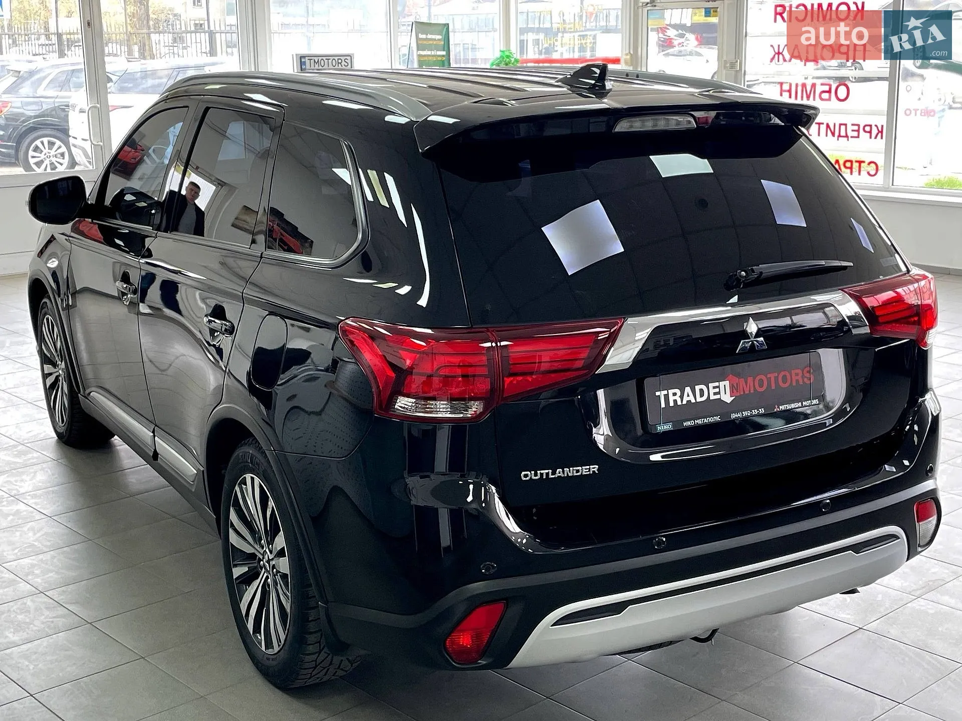 2020 Mitsubishi Outlander - мініатюра 9