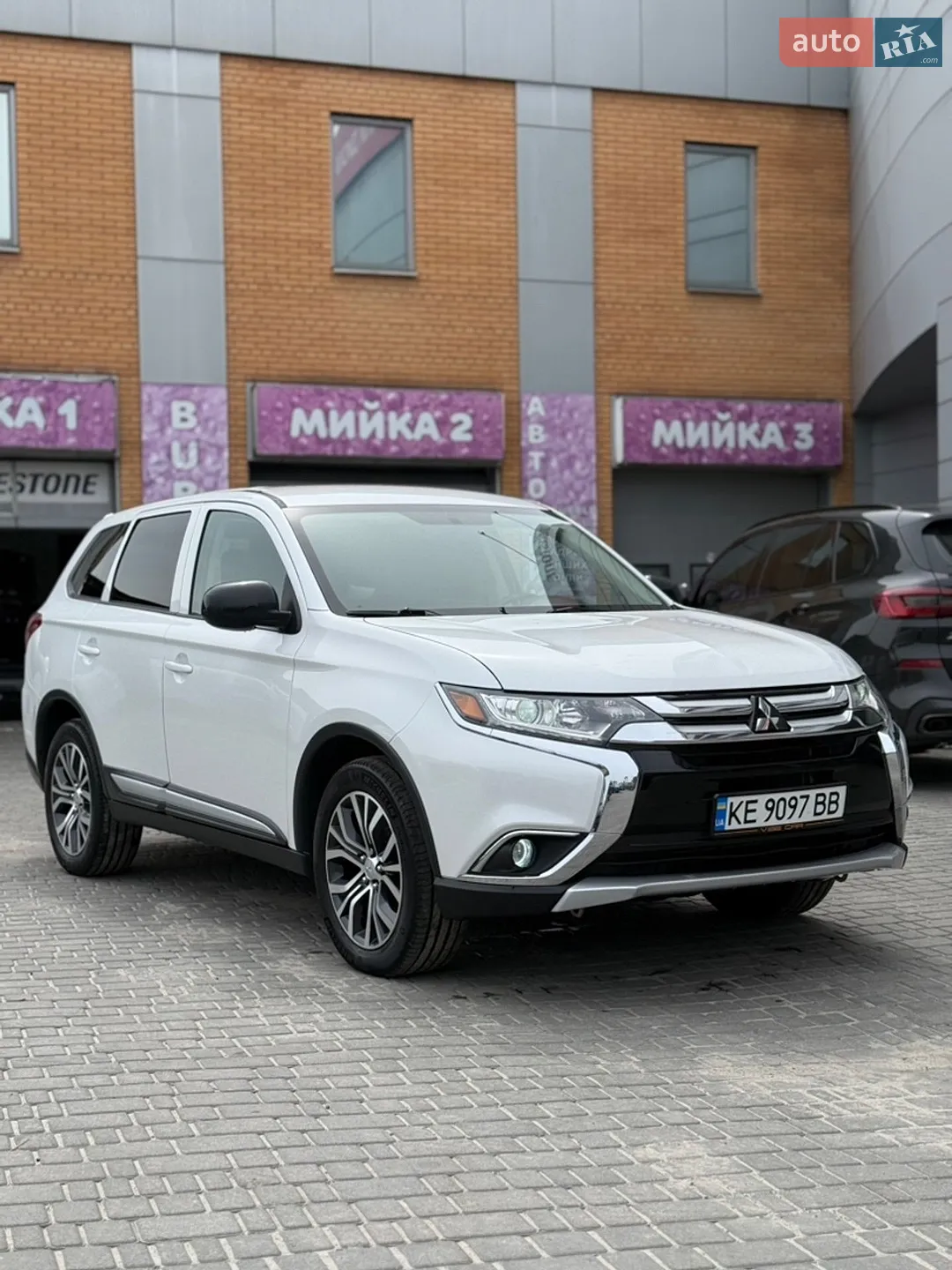 2016 Mitsubishi Outlander - мініатюра 5