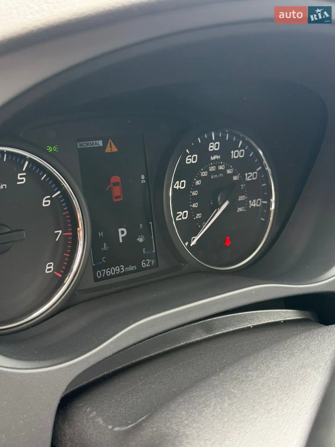 2016 Mitsubishi Outlander - мініатюра 16