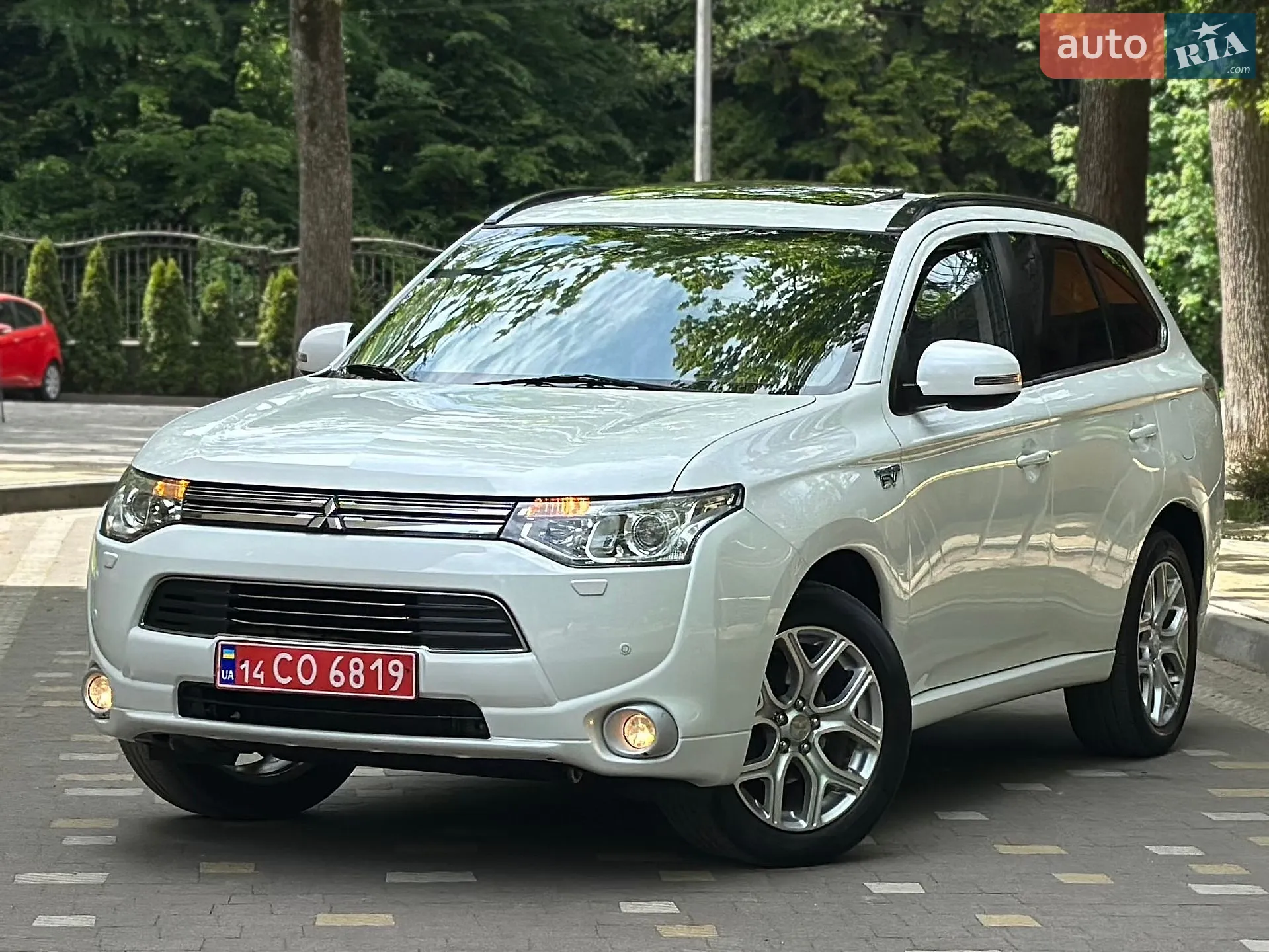 2015 Mitsubishi Outlander - мініатюра 9