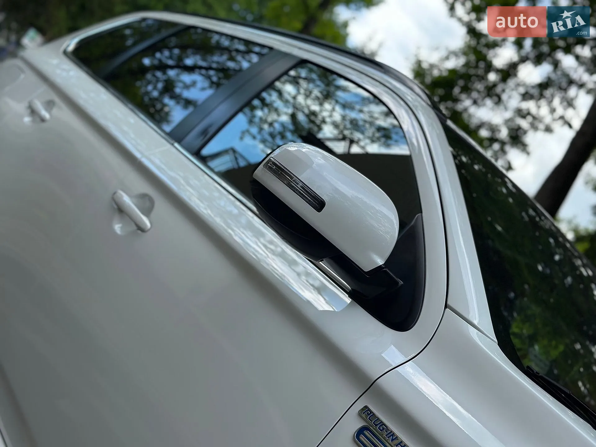 2015 Mitsubishi Outlander - мініатюра 30