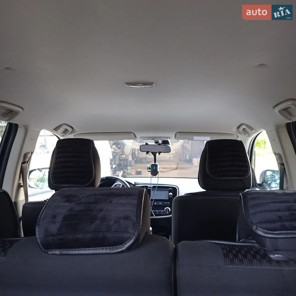 2011 Mitsubishi Outlander - мініатюра 26