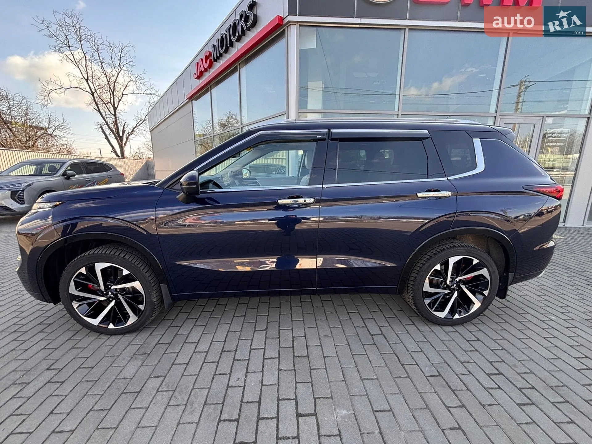 2022 Mitsubishi Outlander - мініатюра 6
