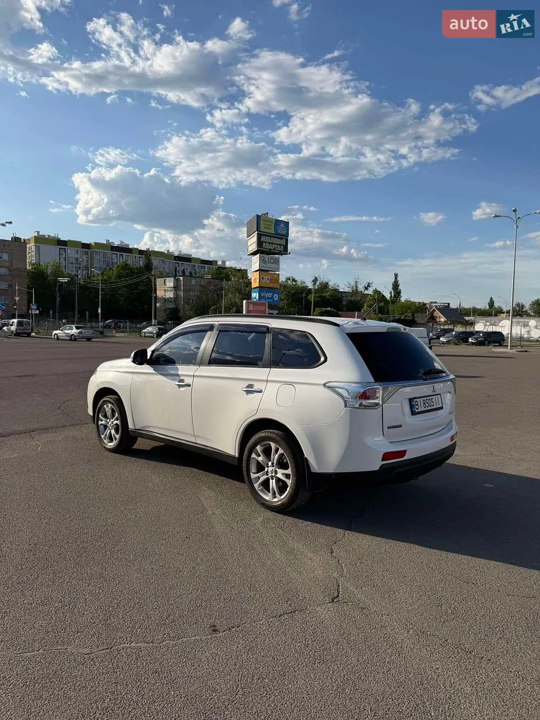 2013 Mitsubishi Outlander - мініатюра 11