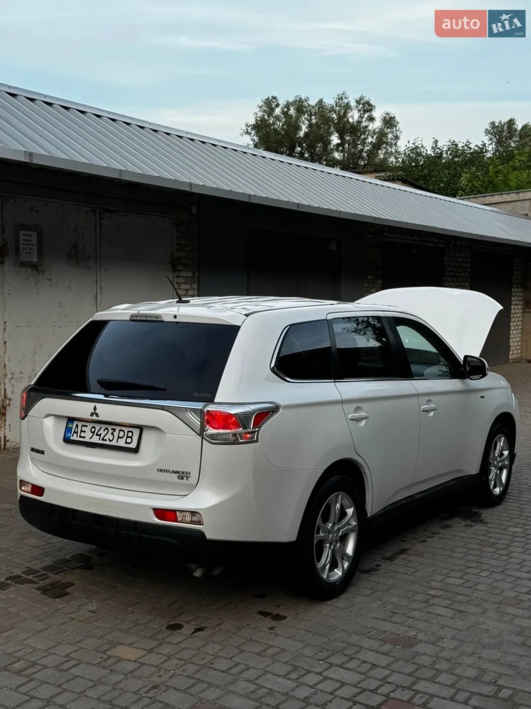 2013 Mitsubishi Outlander - мініатюра 10