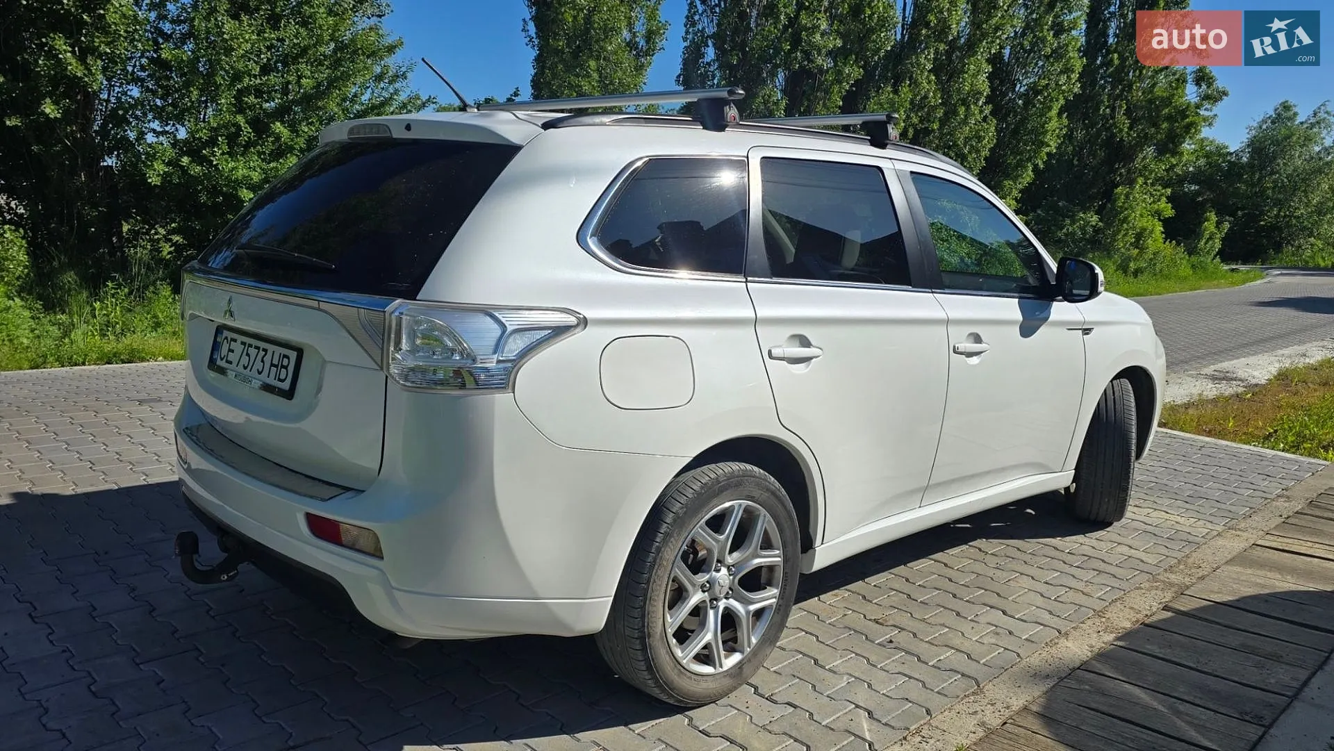 2013 Mitsubishi Outlander - мініатюра 14
