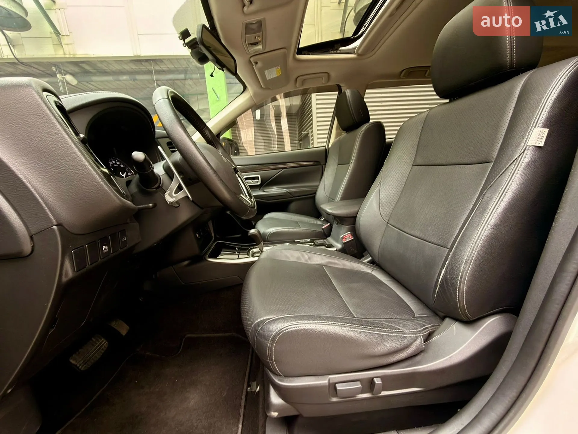 2018 Mitsubishi Outlander - мініатюра 17