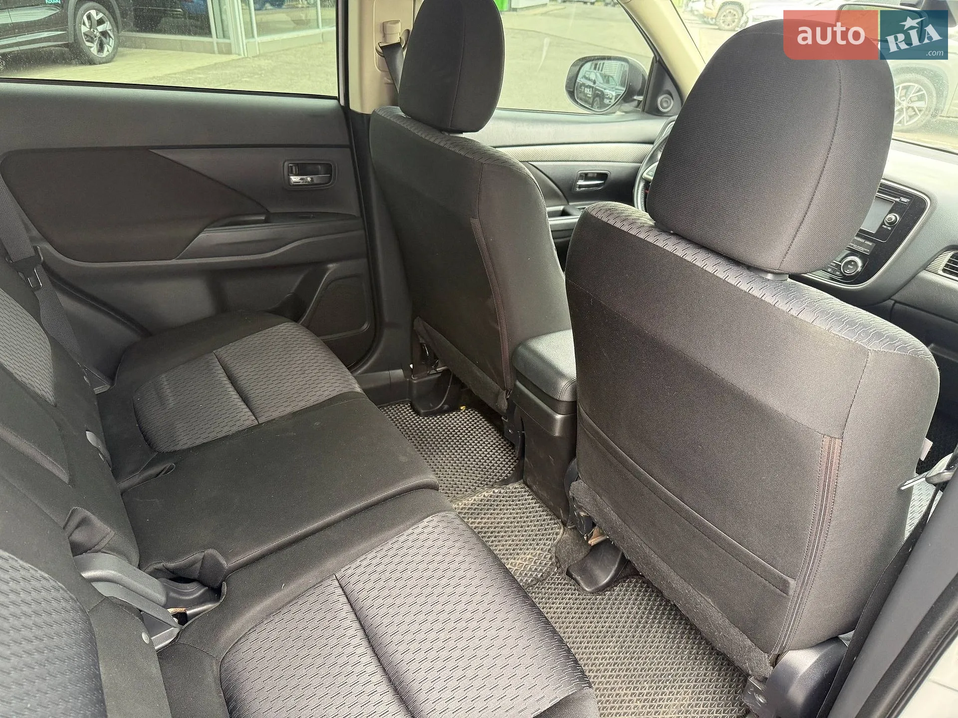 2012 Mitsubishi Outlander - мініатюра 14
