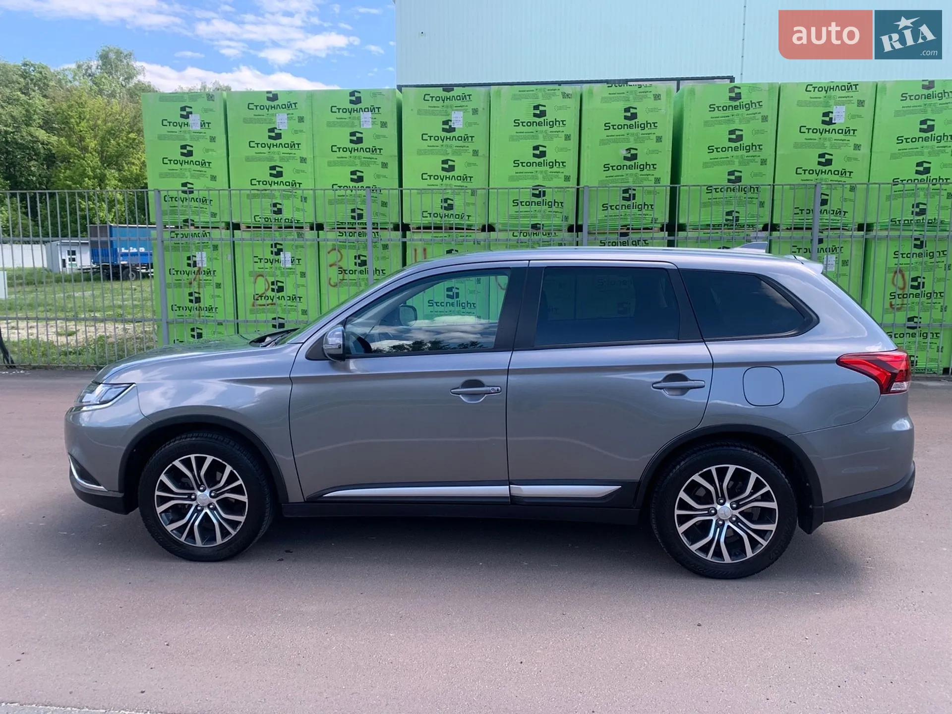 2020 Mitsubishi Outlander - мініатюра 6