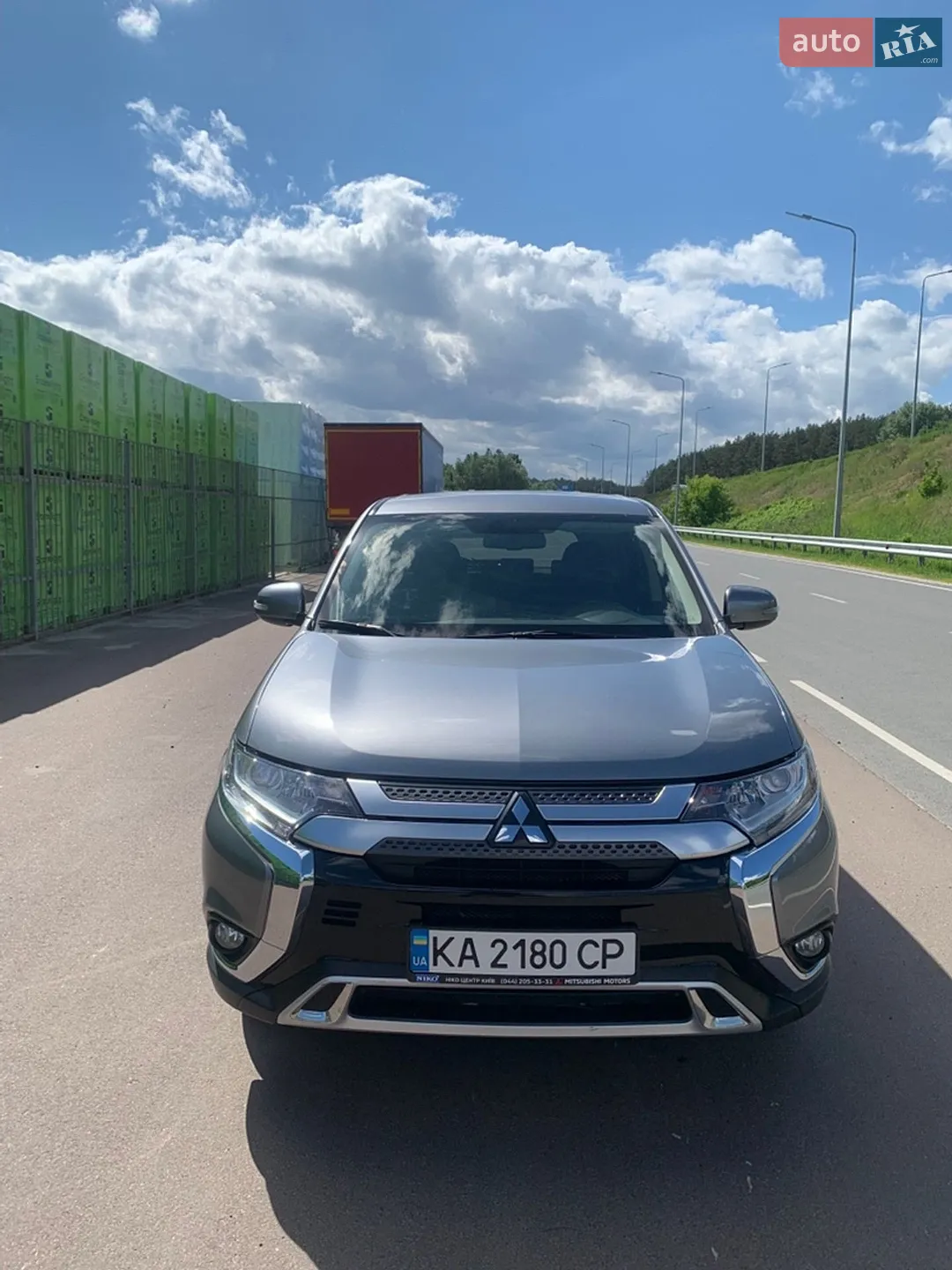 2020 Mitsubishi Outlander - мініатюра 8