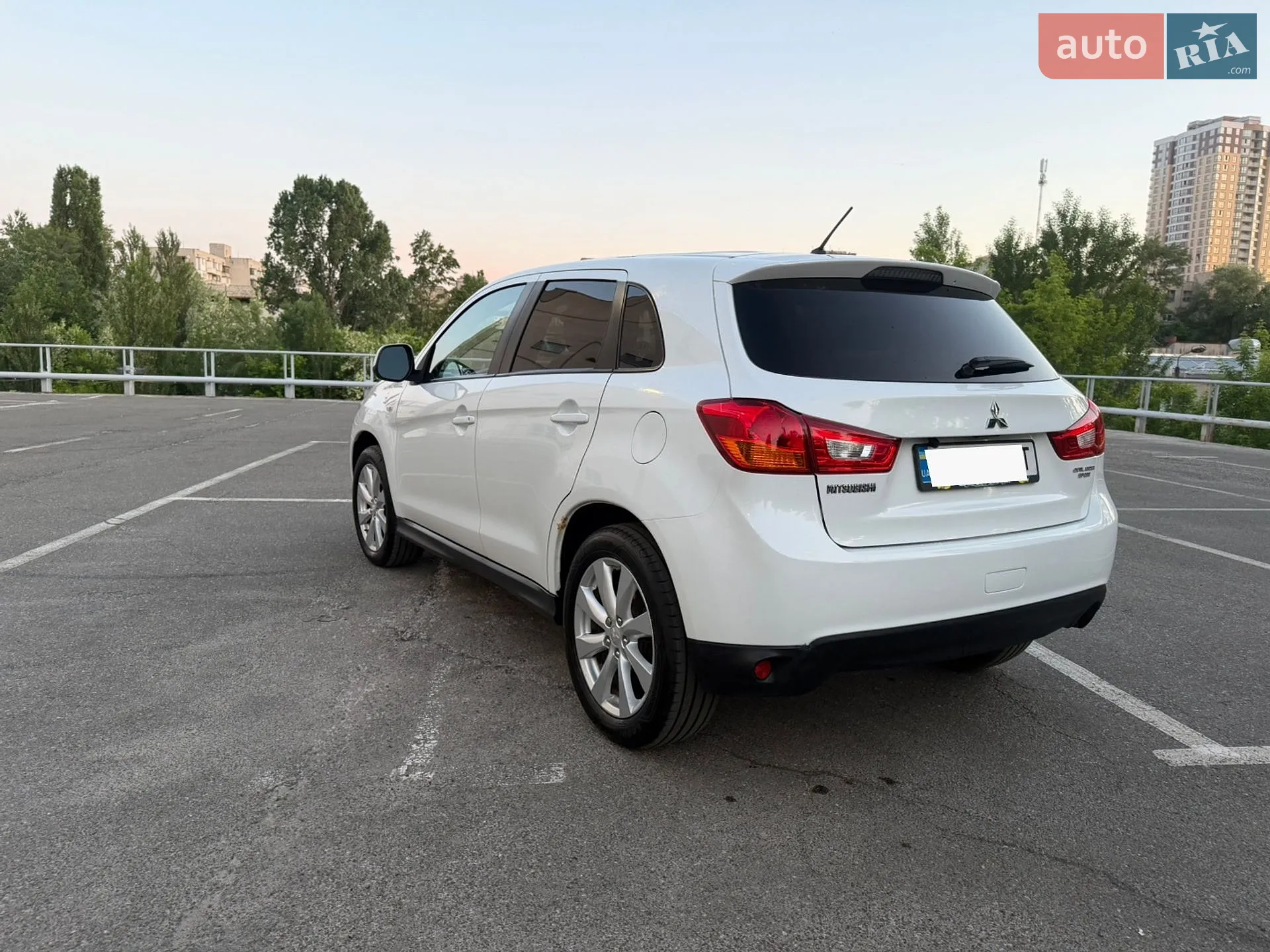 2014 Mitsubishi Outlander - мініатюра 6