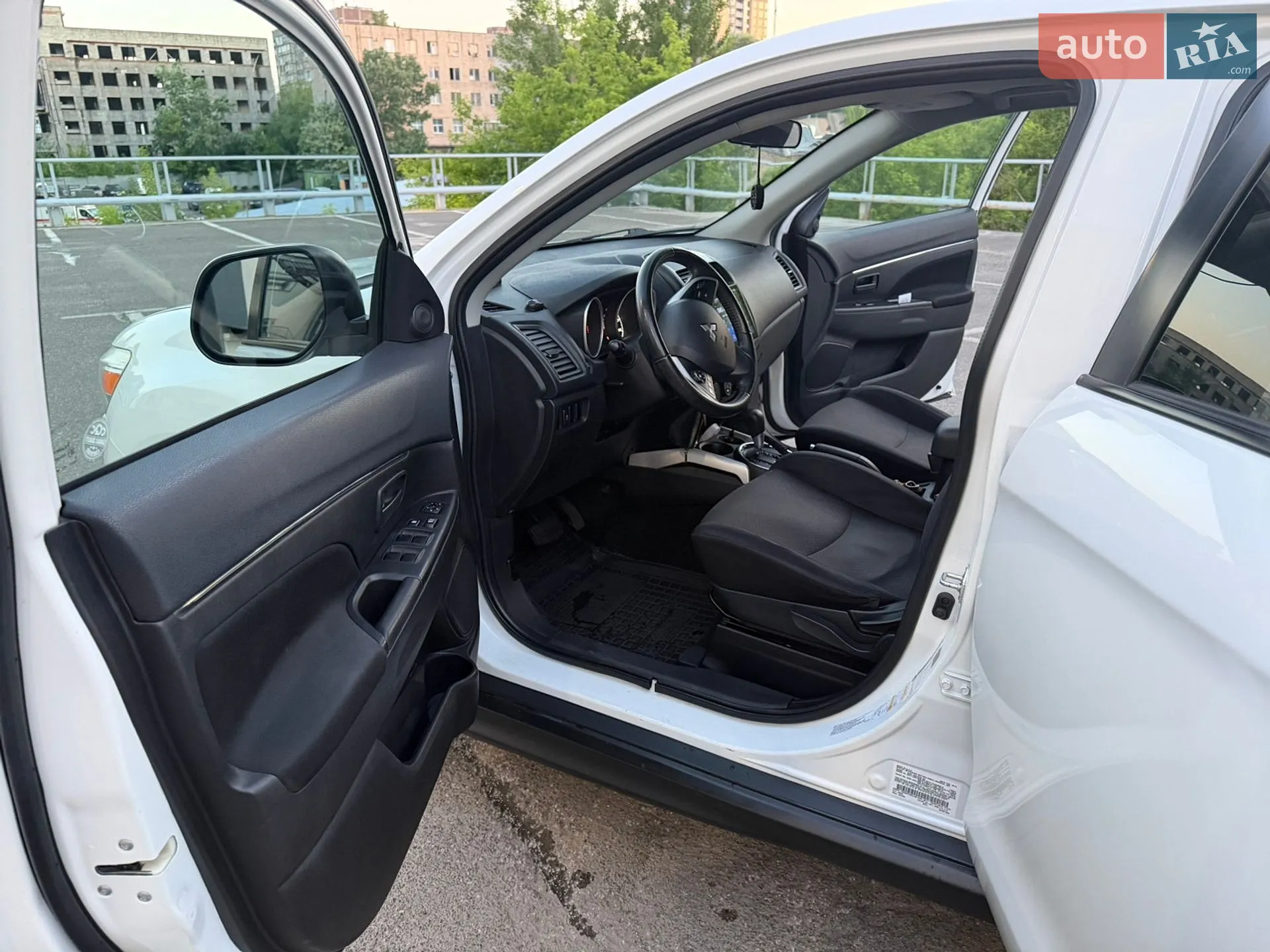 2014 Mitsubishi Outlander - мініатюра 19