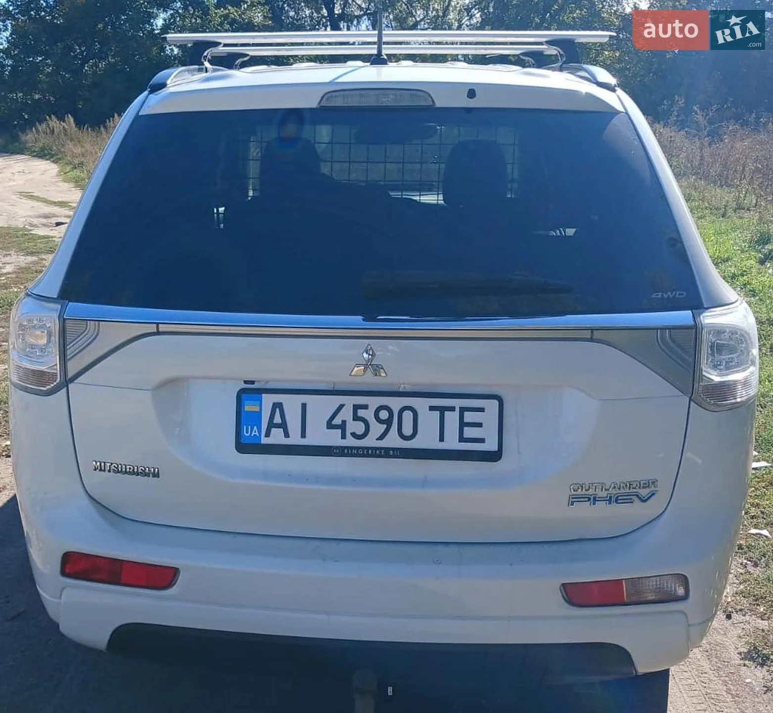 2014 Mitsubishi Outlander - мініатюра 12