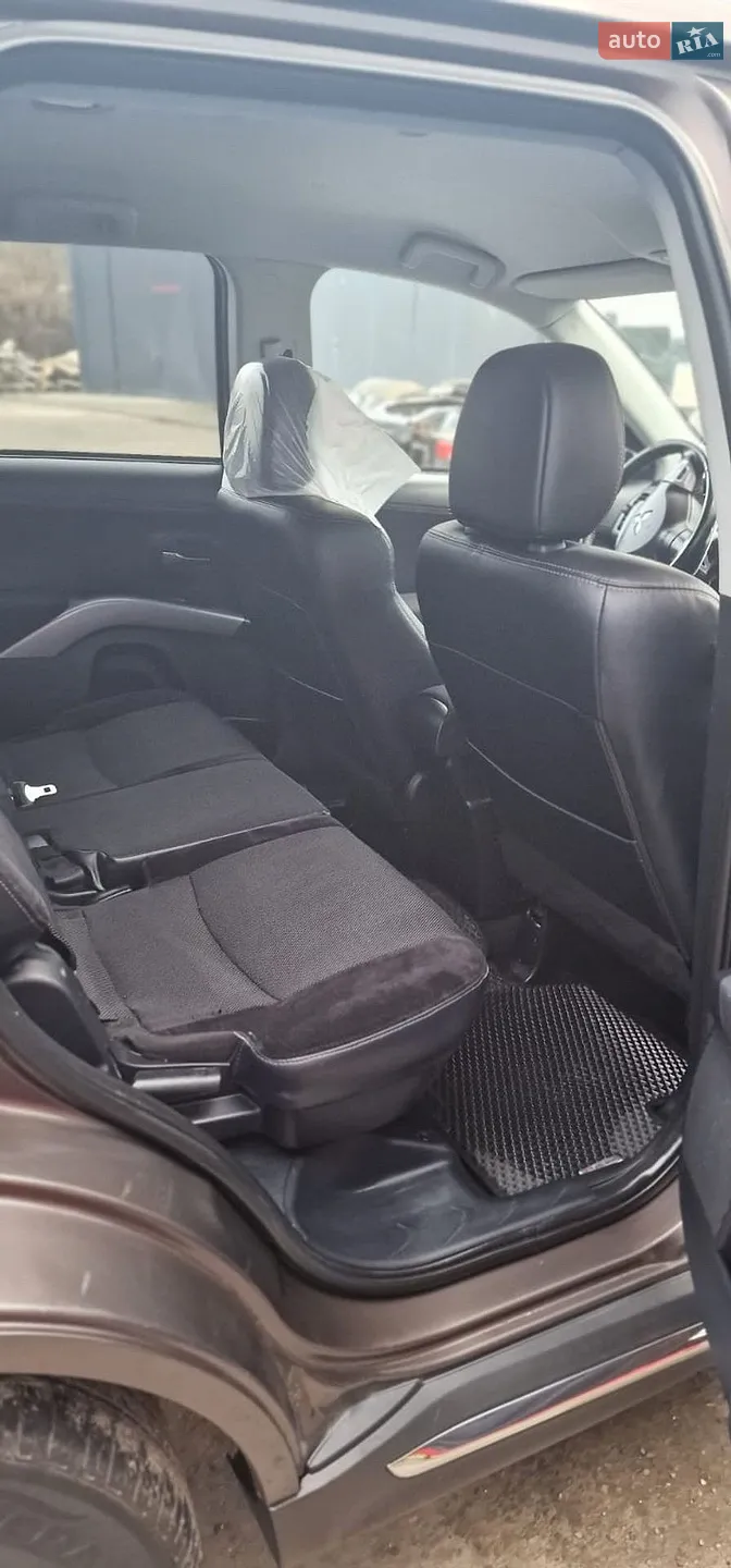 2011 Mitsubishi Outlander - мініатюра 69