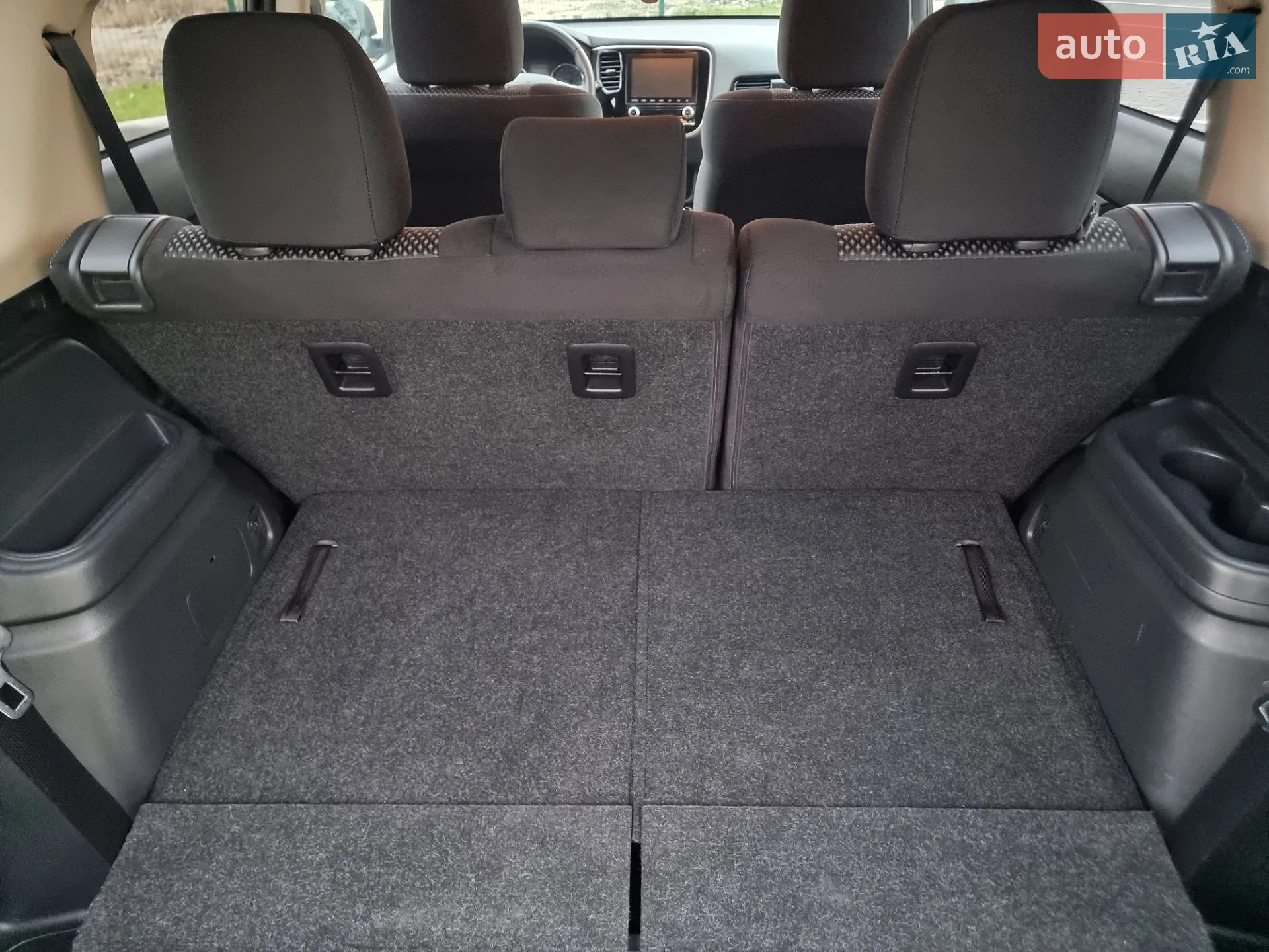 2020 Mitsubishi Outlander - мініатюра 35