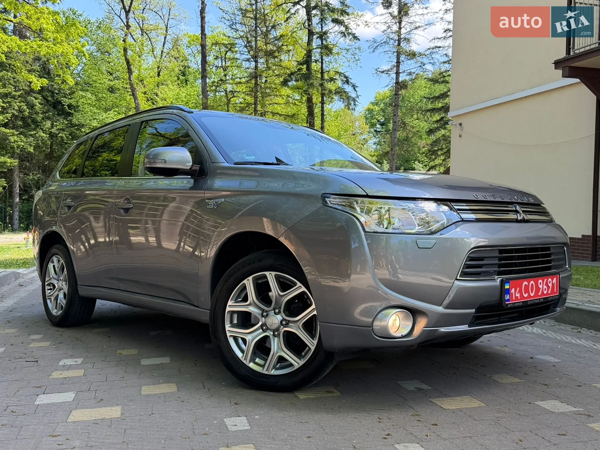 2014 Mitsubishi Outlander - мініатюра 7