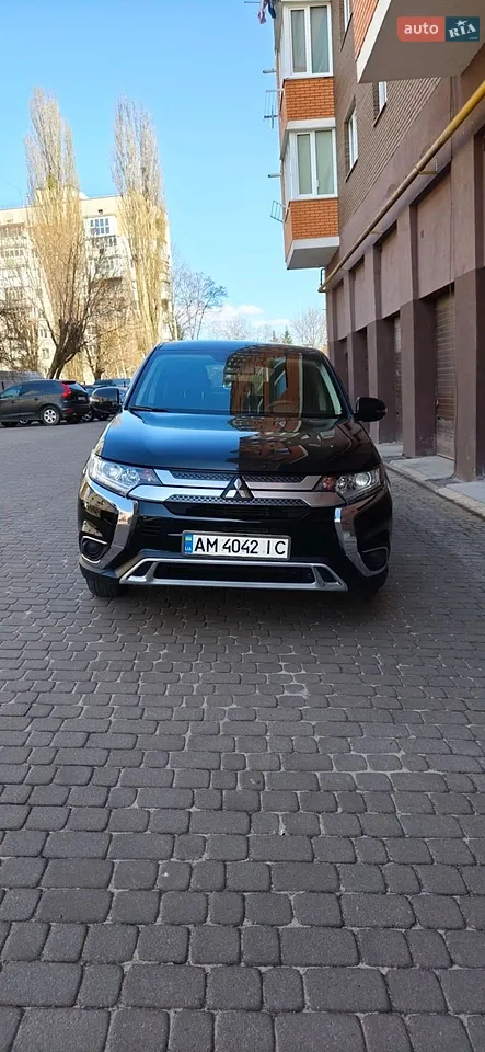 2018 Mitsubishi Outlander - мініатюра 21