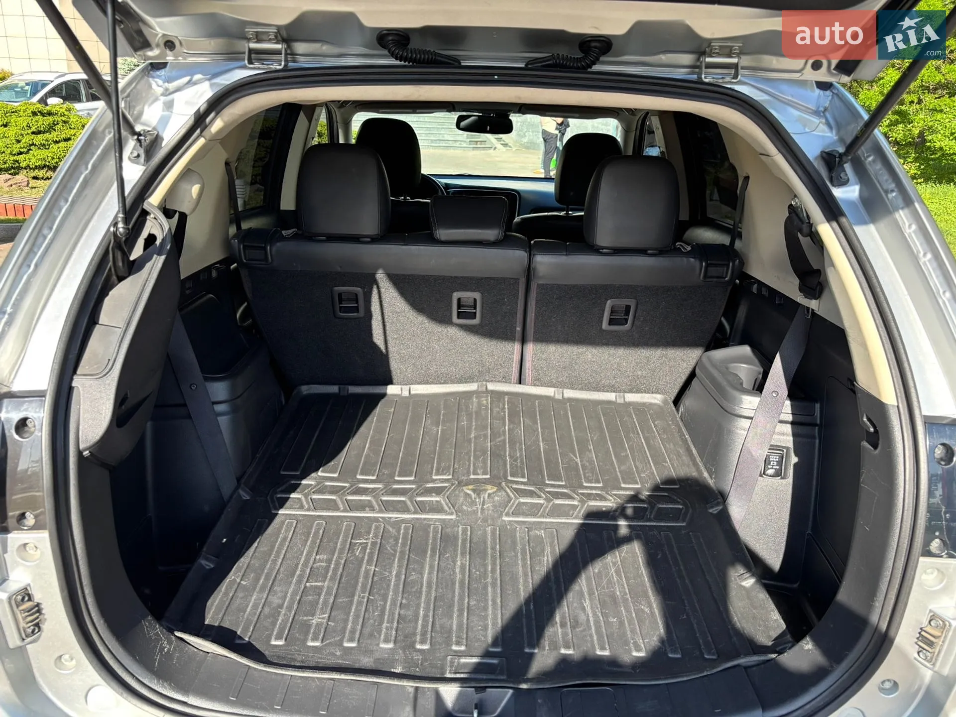 2018 Mitsubishi Outlander - мініатюра 38