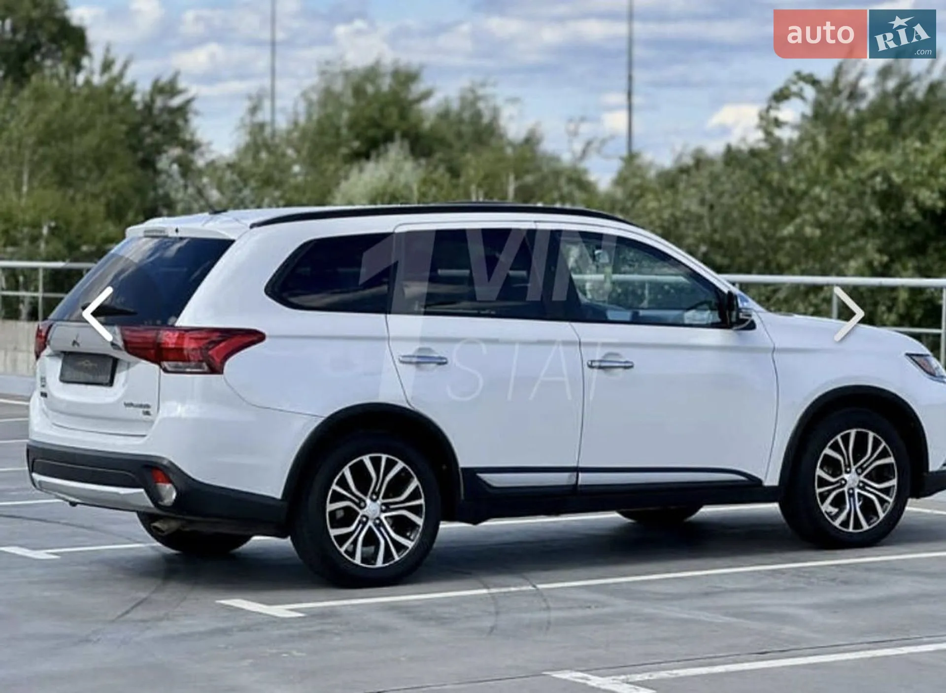2015 Mitsubishi Outlander - мініатюра 8