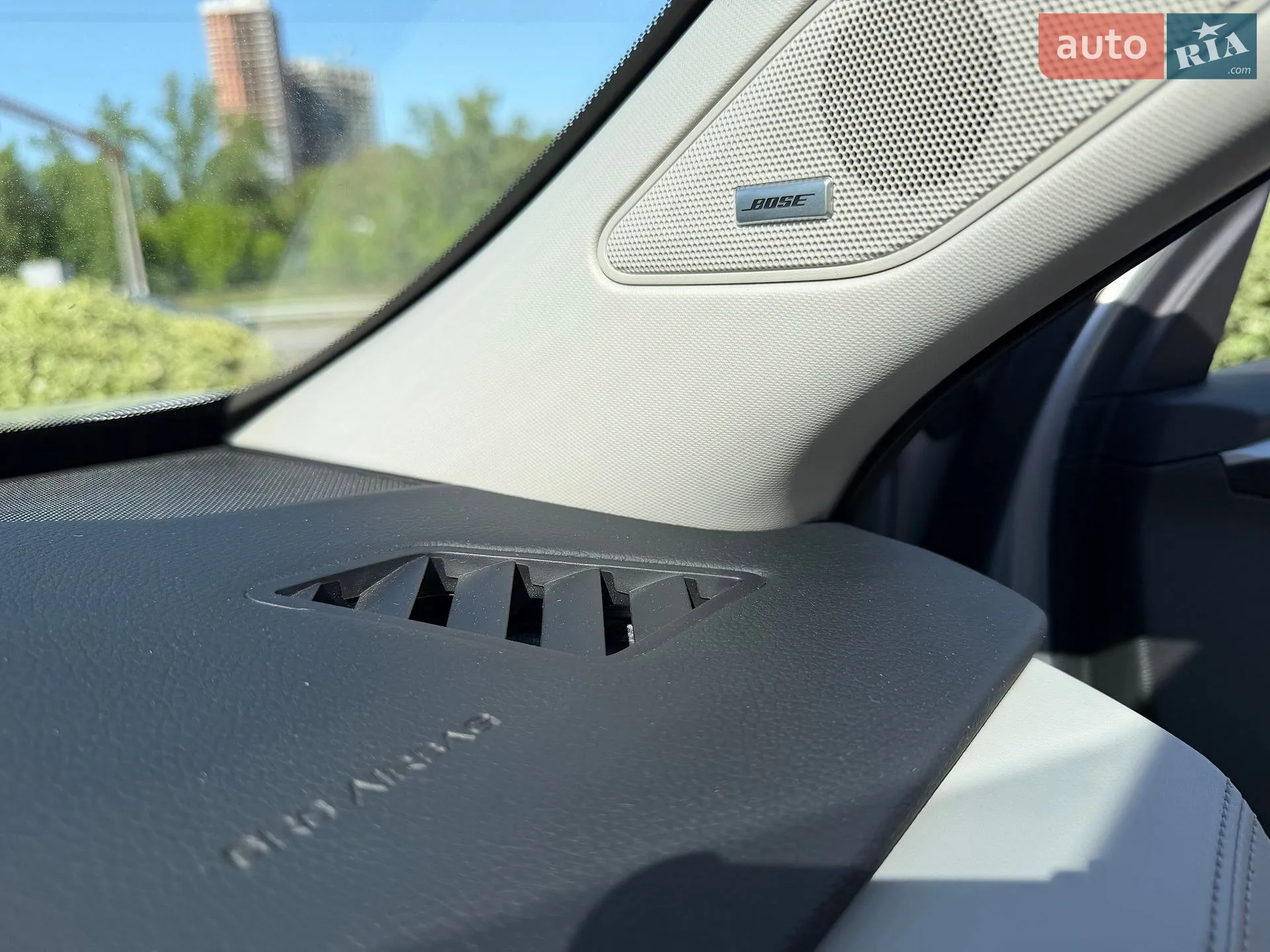 2022 Mitsubishi Outlander - мініатюра 12