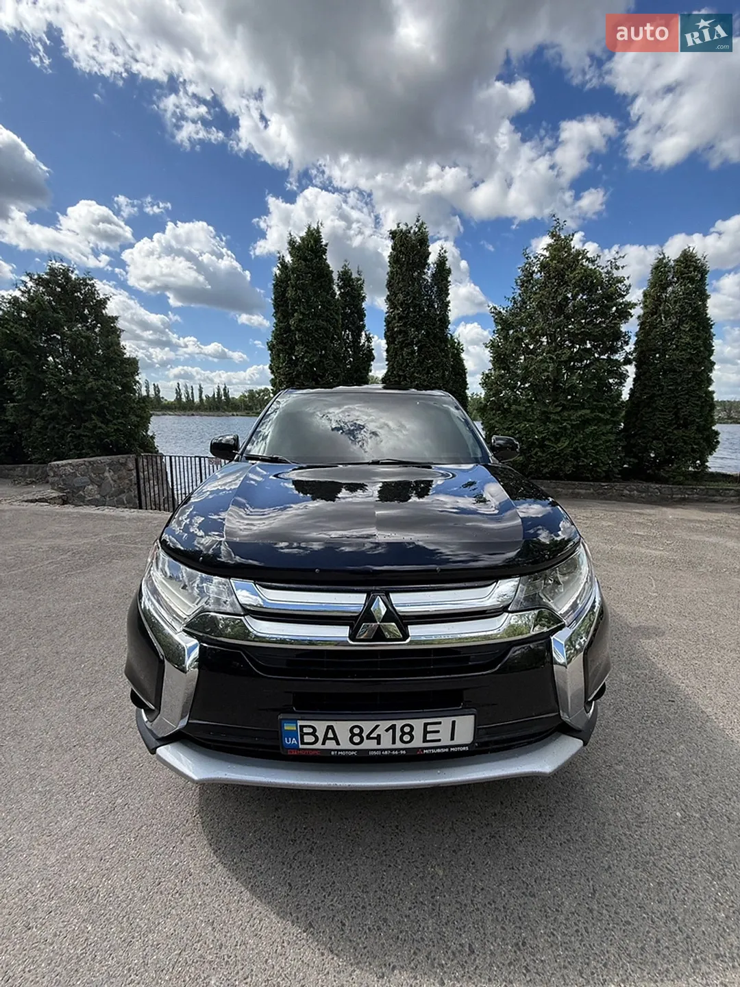 2016 Mitsubishi Outlander - фото 1