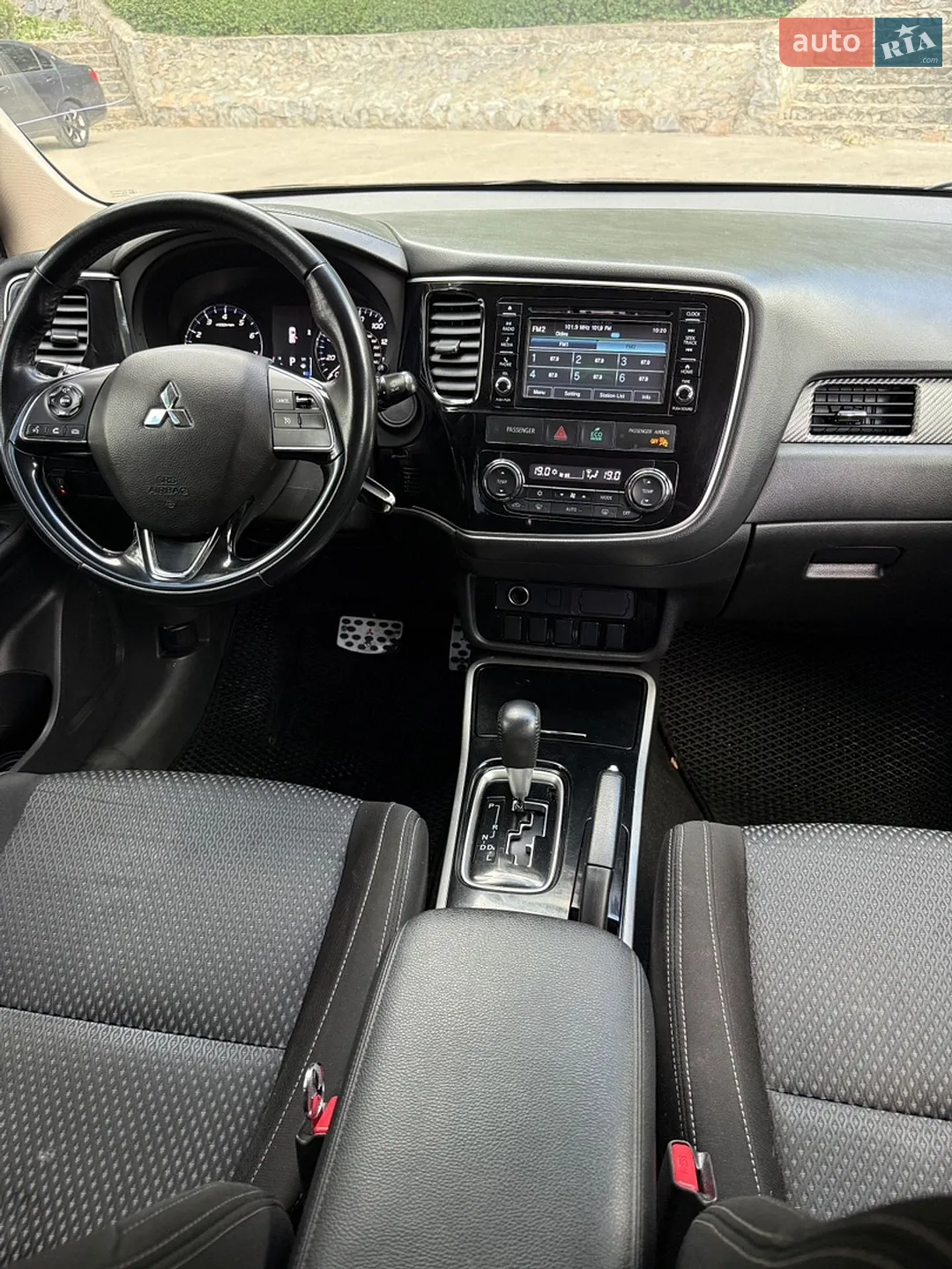 2016 Mitsubishi Outlander - мініатюра 6