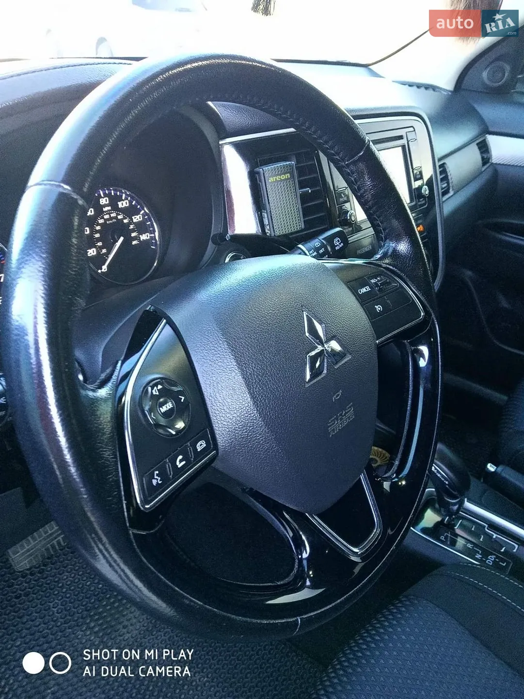 2015 Mitsubishi Outlander - мініатюра 18