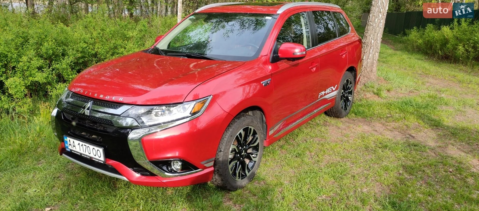 2018 Mitsubishi Outlander - фото 1