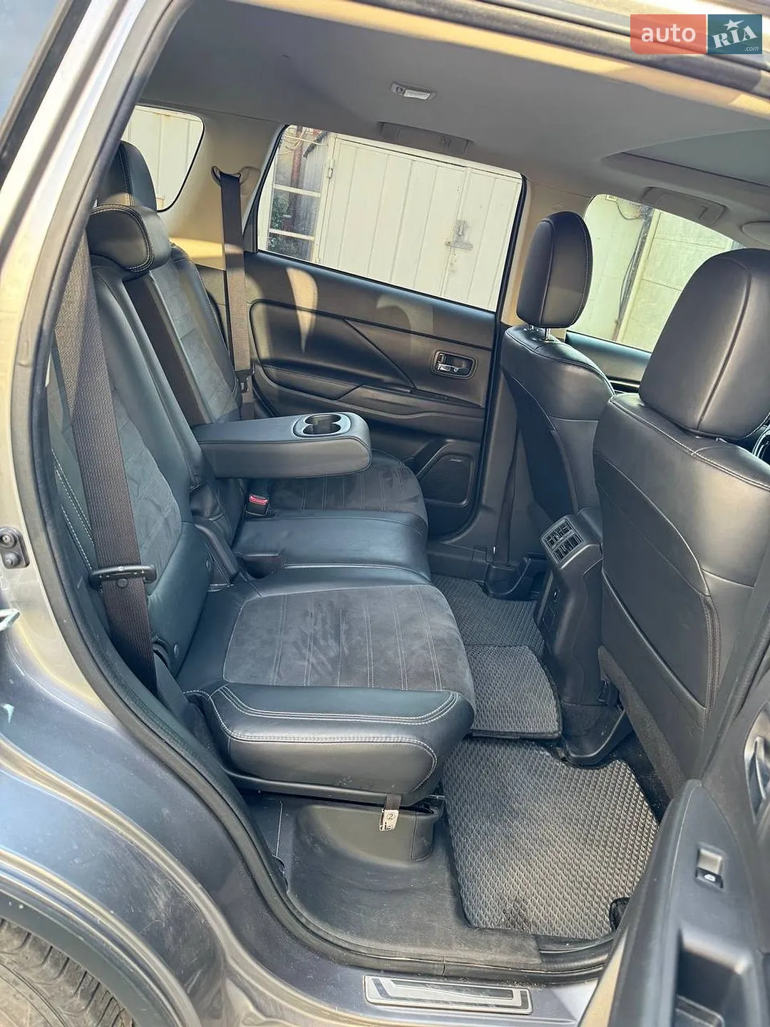 2018 Mitsubishi Outlander - мініатюра 19