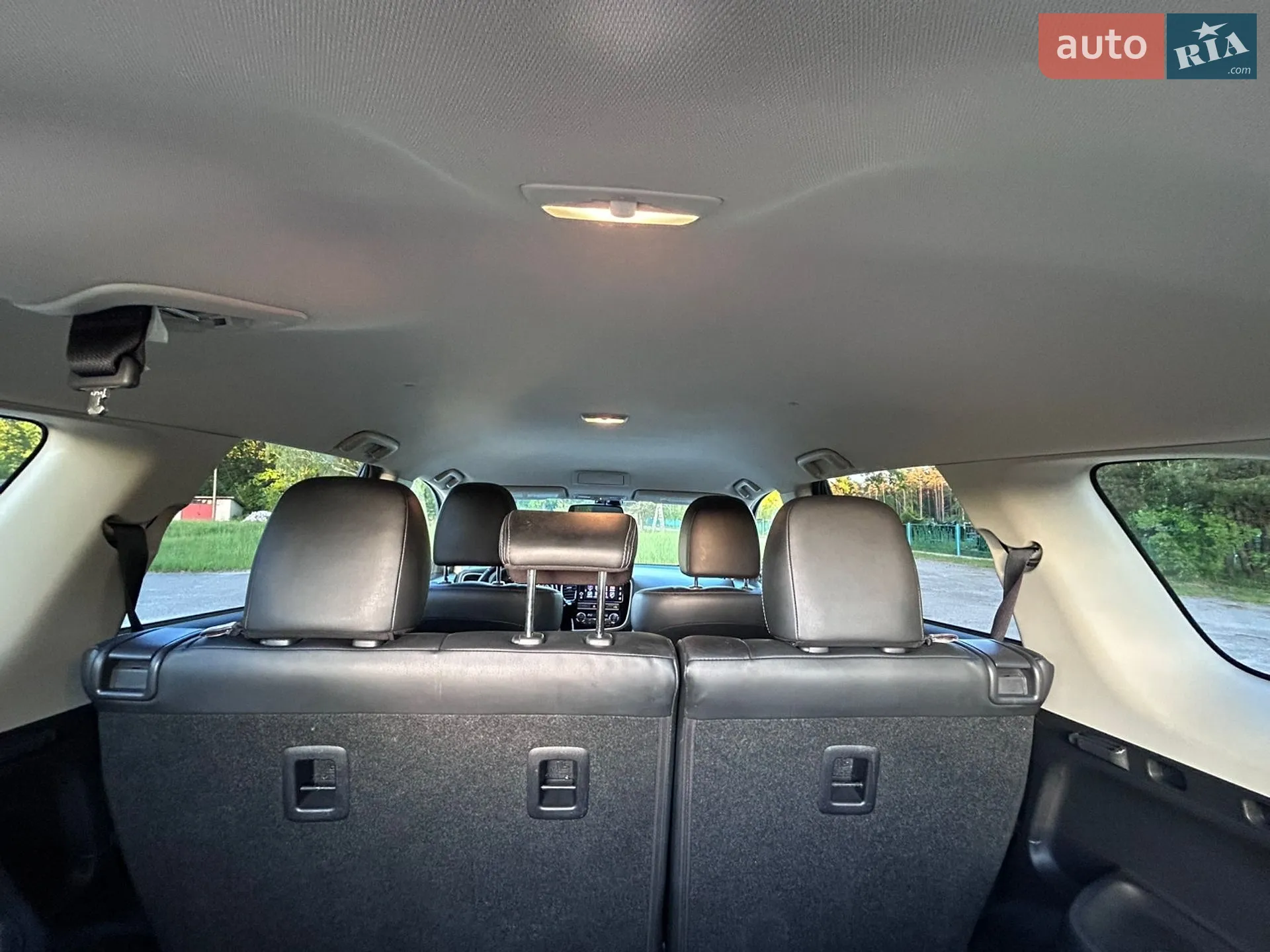 2018 Mitsubishi Outlander - мініатюра 36