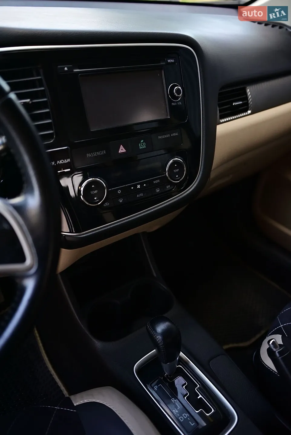 2013 Mitsubishi Outlander - мініатюра 22