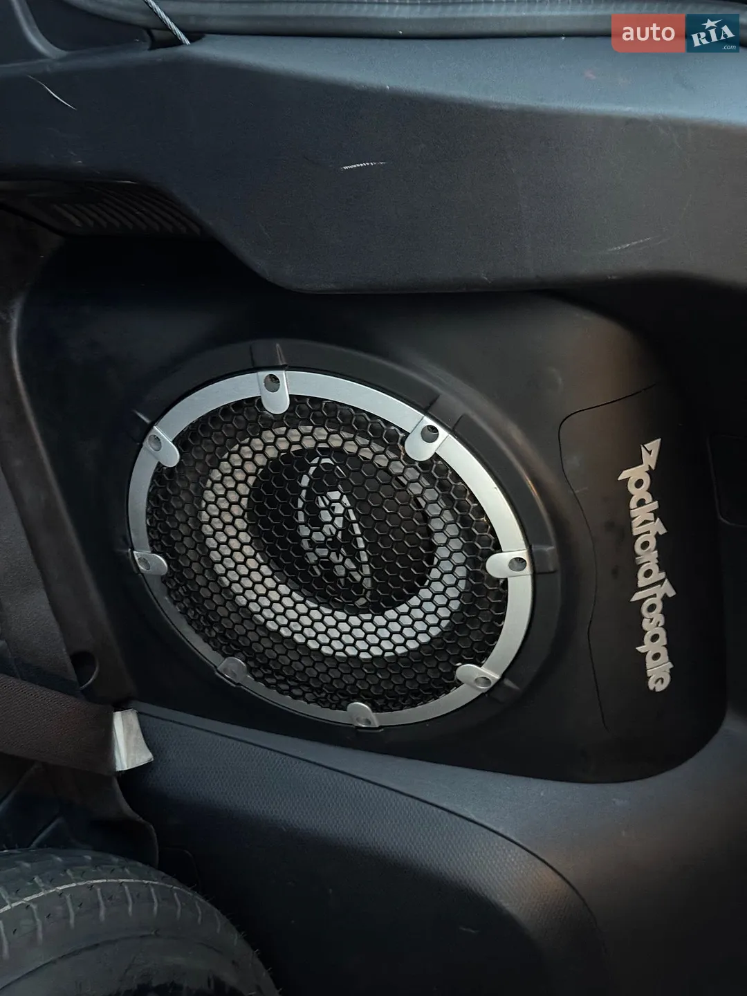 2010 Mitsubishi Outlander - мініатюра 18