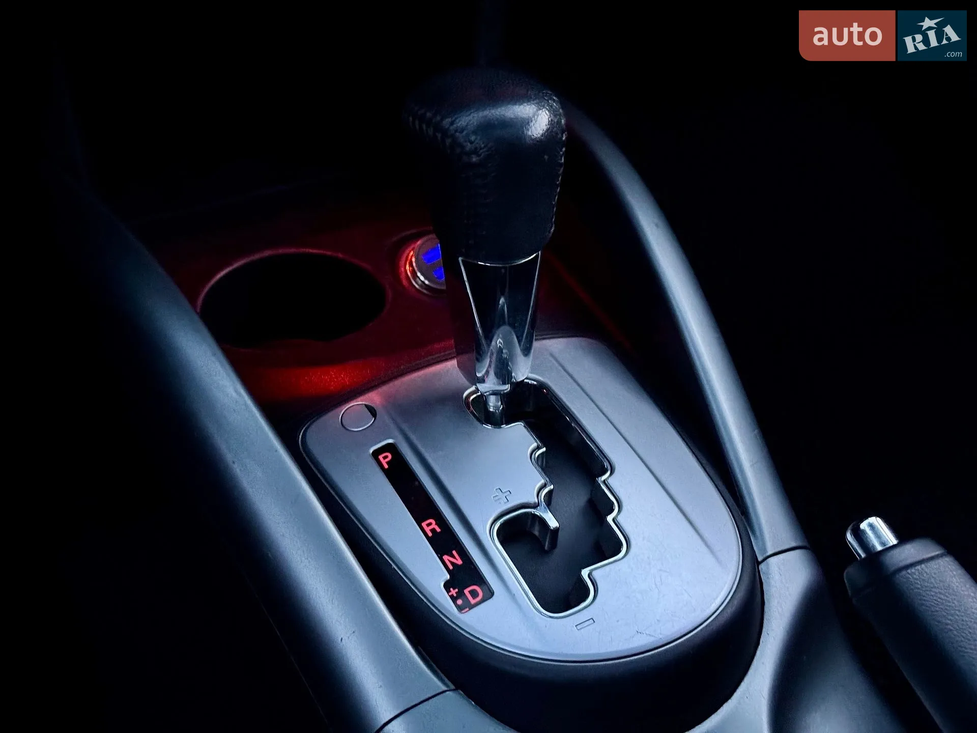 2010 Mitsubishi Outlander - мініатюра 34