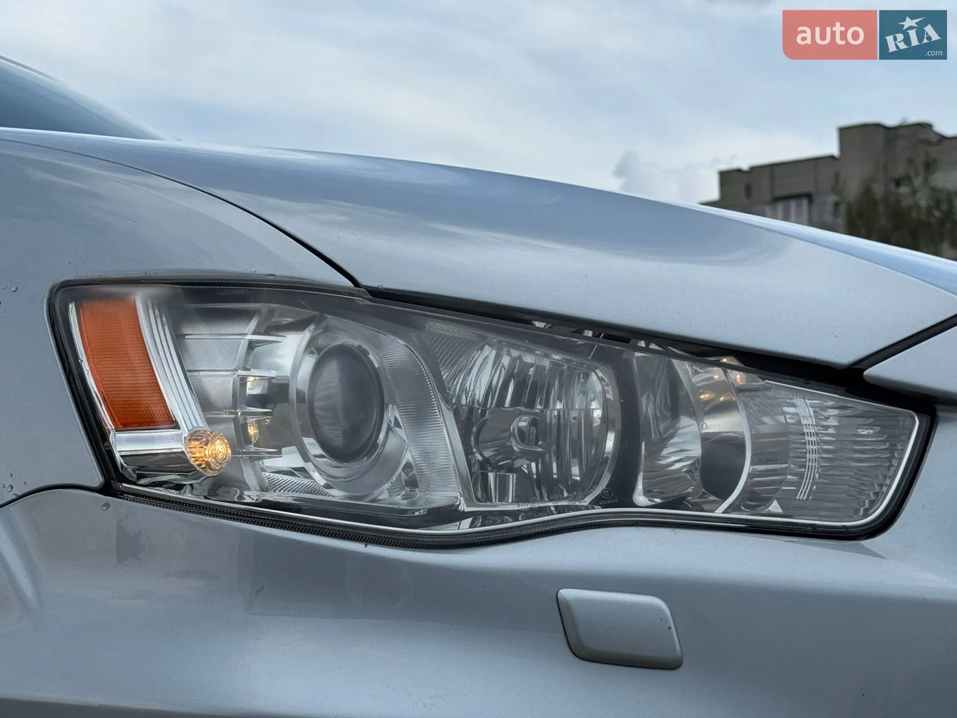 2012 Mitsubishi Outlander - мініатюра 12