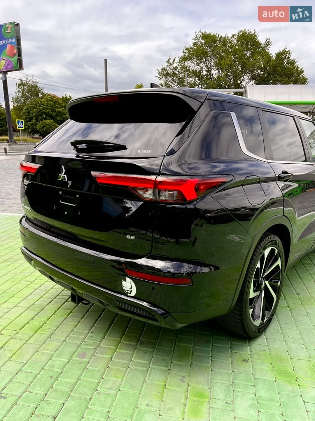 2022 Mitsubishi Outlander - мініатюра 12