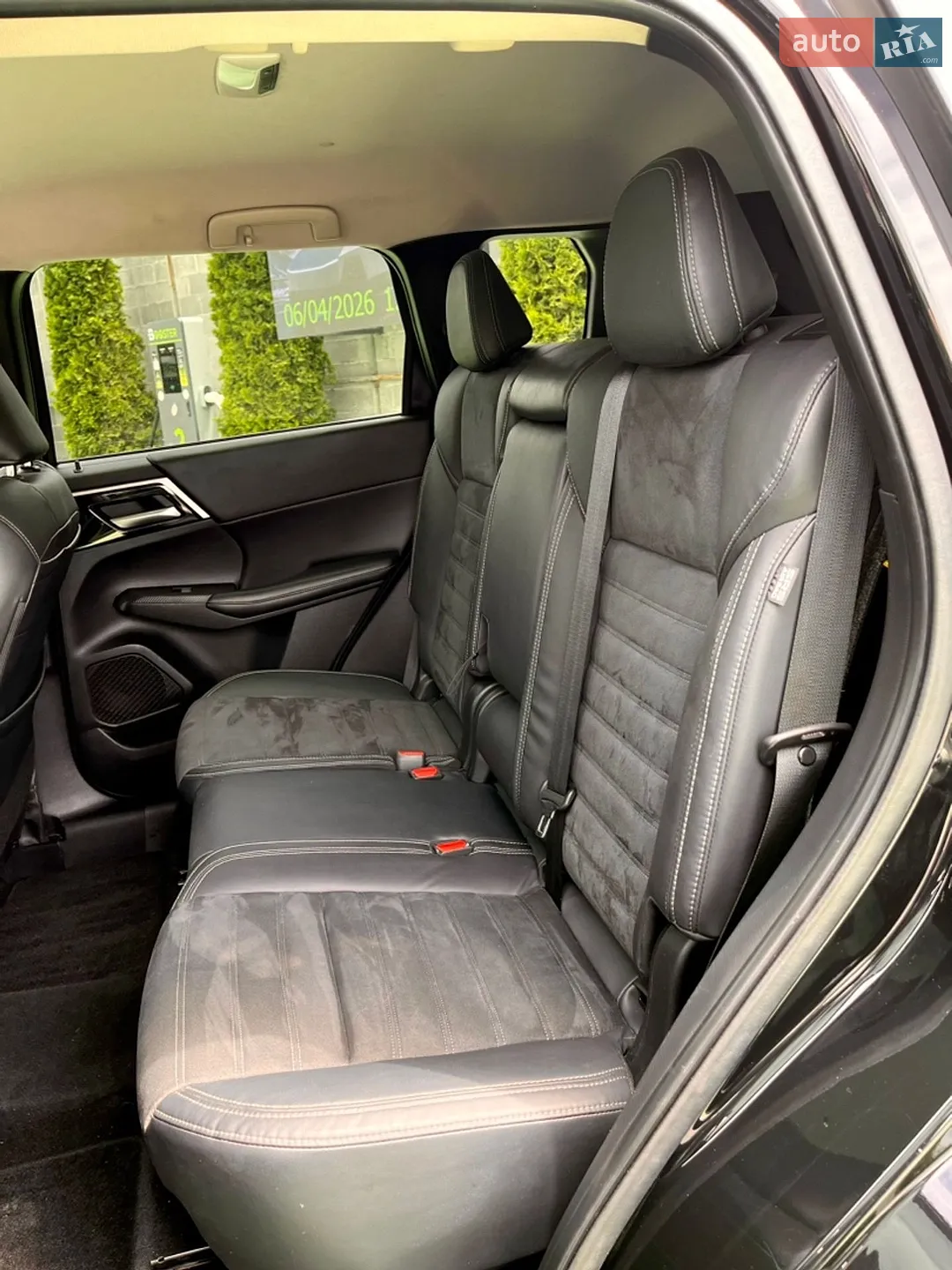 2022 Mitsubishi Outlander - мініатюра 32
