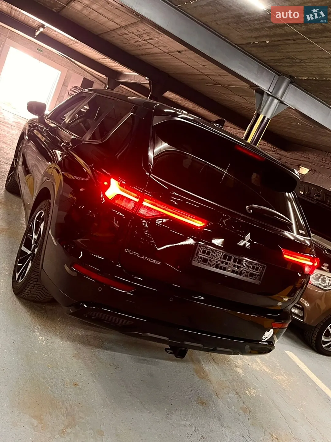 2022 Mitsubishi Outlander - мініатюра 14