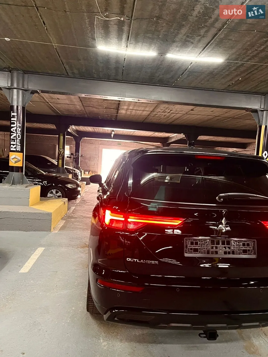 2022 Mitsubishi Outlander - мініатюра 36