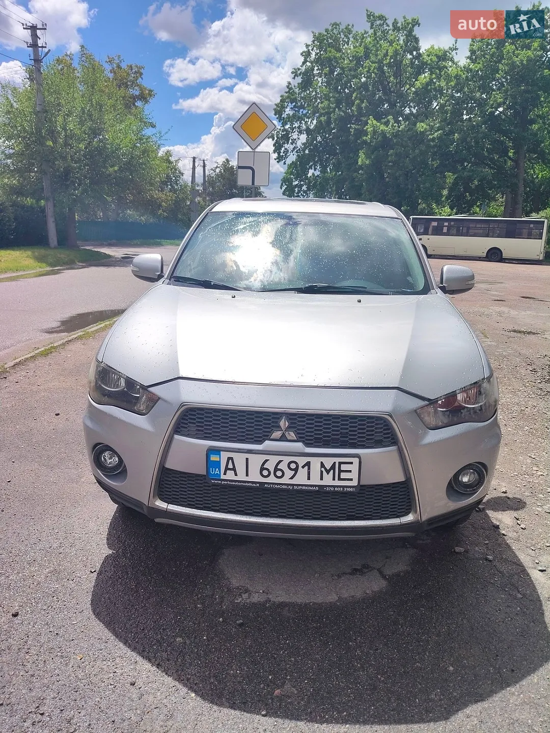 2010 Mitsubishi Outlander - мініатюра 3