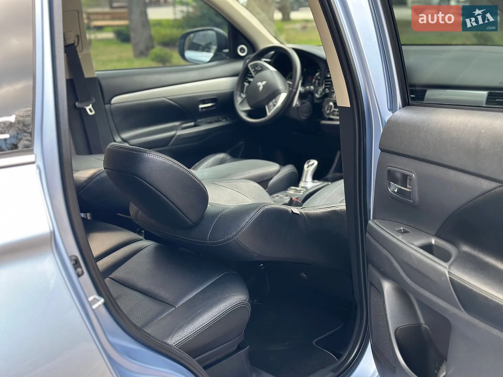 2014 Mitsubishi Outlander - мініатюра 46